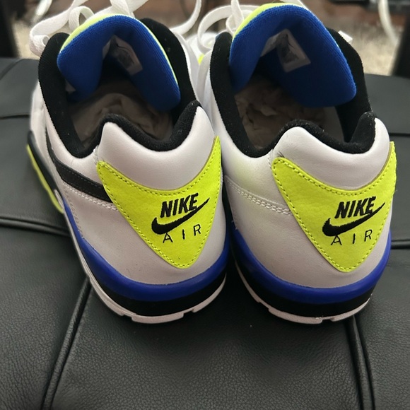 BNIB Nike Air Cross Trainer 3 low - Picture 4 of 7